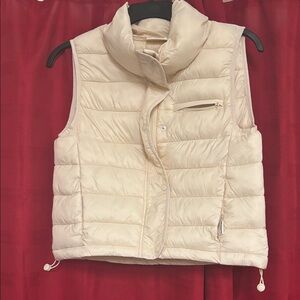 BearPaw Women's Beige Quilted Vest